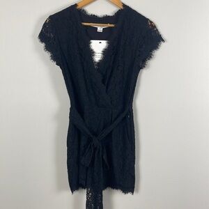 Diane Von Furstenberg Purdette Lace Romper. Black. Size 0.